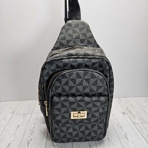 NWT Black & Gray Geometric Print Sling Bag
